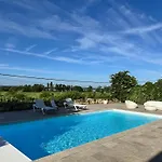 Ancien Chateau Viticole 别墅 Bourg-sur-Gironde