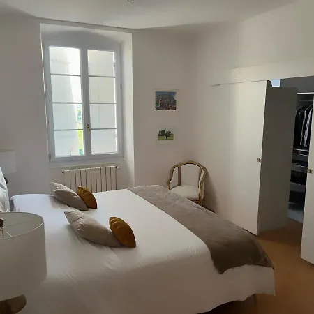 Ancien Chateau Viticole Villa Bourg-sur-Gironde