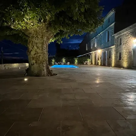 Villa Ancien Chateau Viticole *