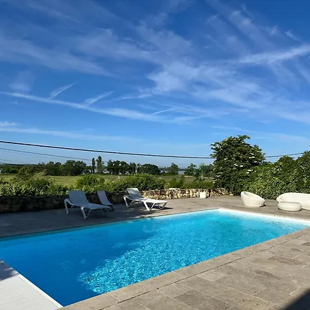Ancien Chateau Viticole 빌라 Bourg-sur-Gironde
